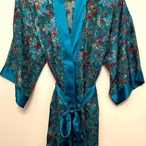 Victoria's Secret Vintage Kimono Robe OSFM